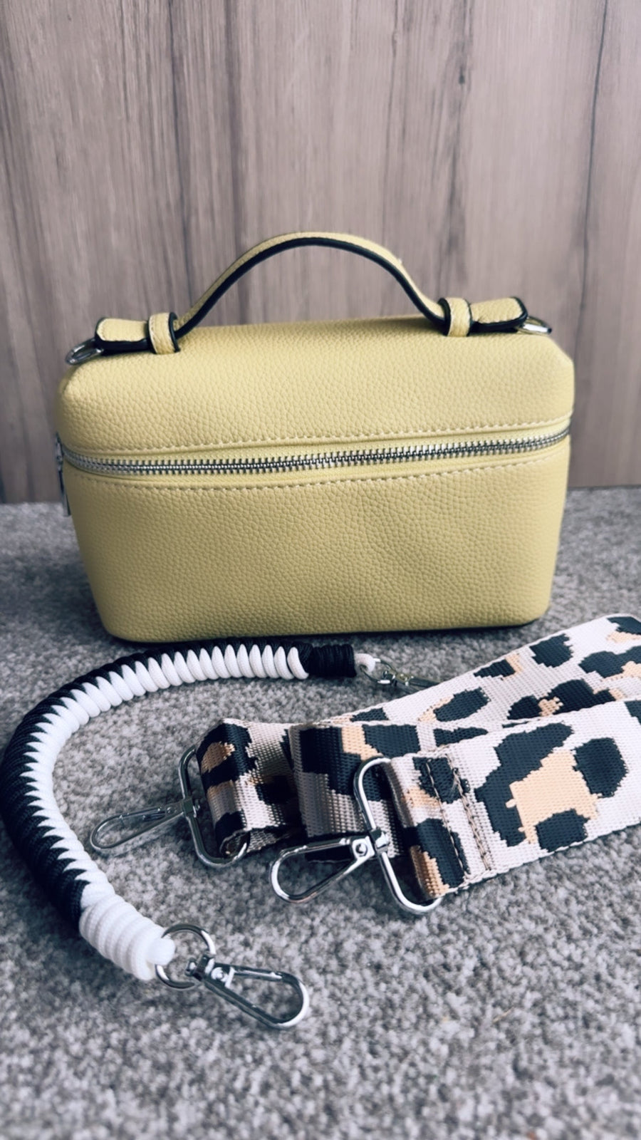 Amelia Handbag Lemon