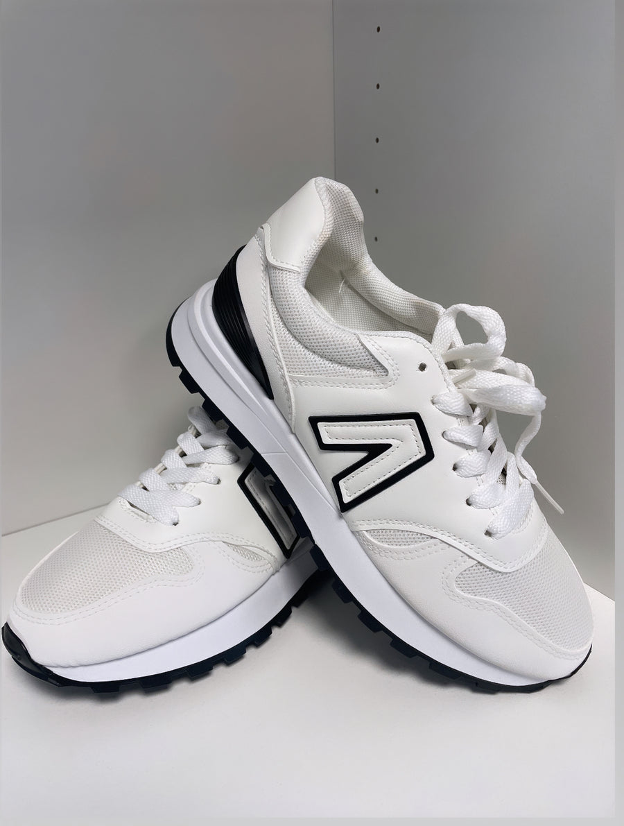 Vee Trainers White