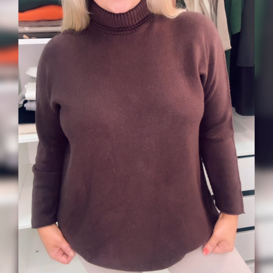 Roll Neck Knit Chocolate