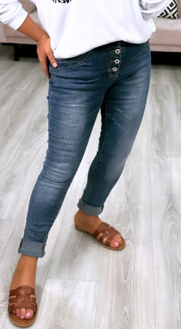 1 203 Button Relaxed Jeans